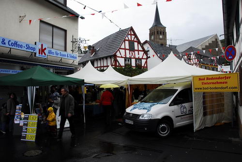 Bodendorfer Gewerbeschau auf dem Dorffest Bad